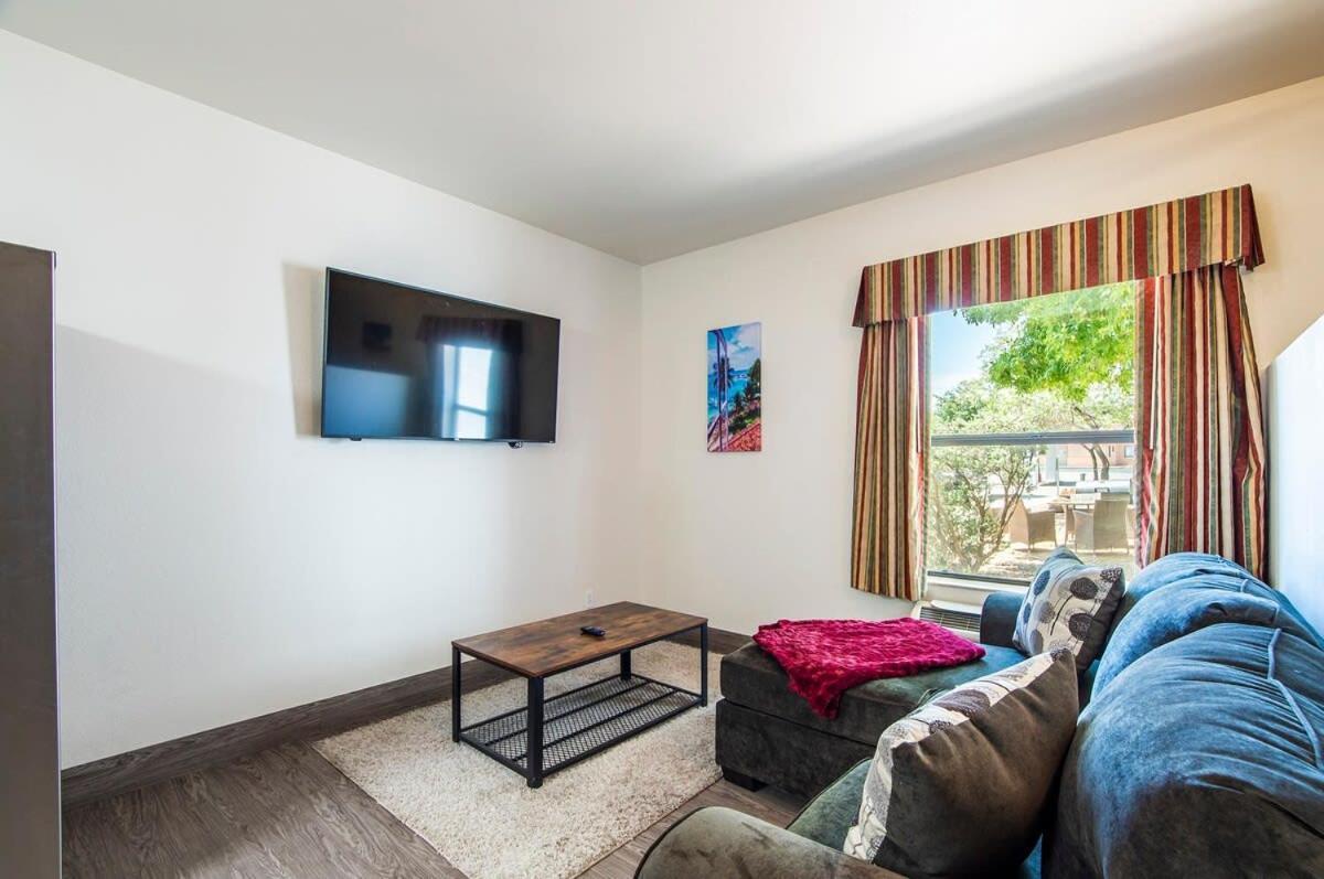 Vistas 116 - Modern Luxury Amenities Sleeps 6 Villa เซียร์รา วิสตา ภายนอก รูปภาพ